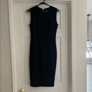 Calvin Klein Elegant Black Sleeveless Dress